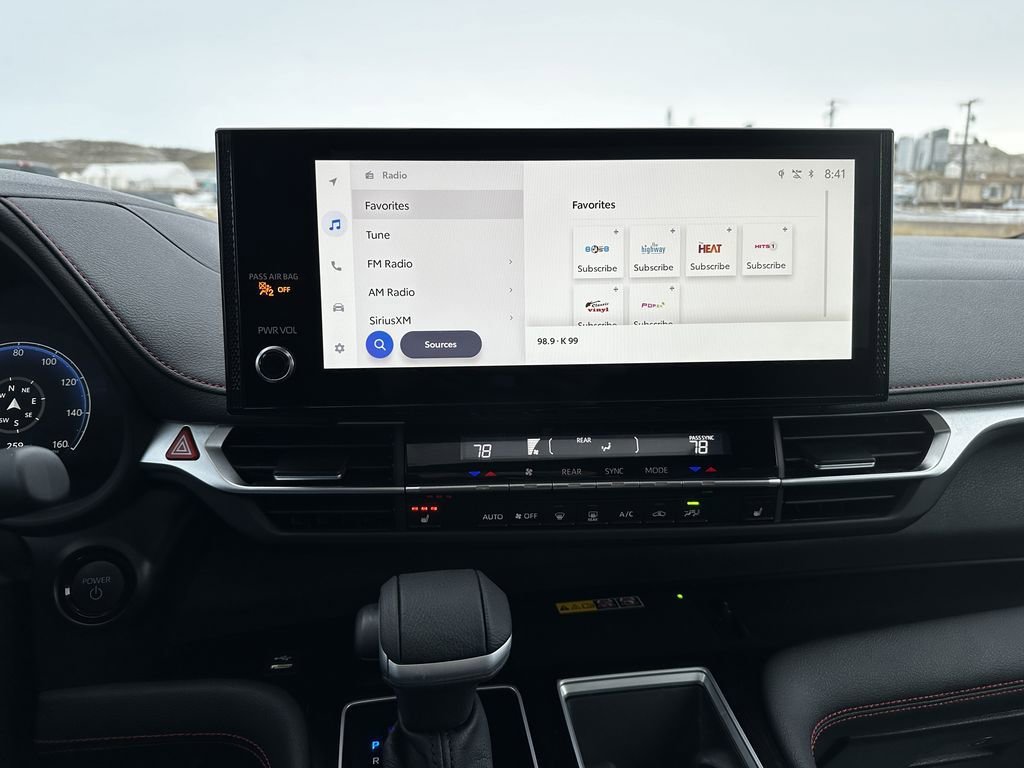 Used 2025 Toyota Sienna XSE image 14