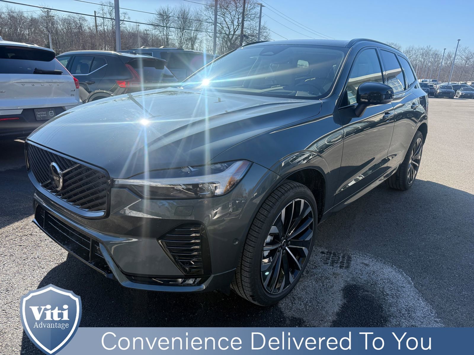 New 2026 Volvo XC60 B5 Ultra w/ Protection Package Premier AWD/4WD image 4