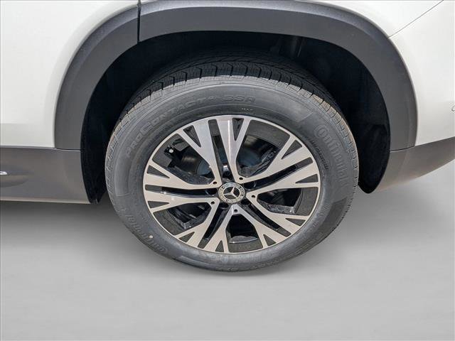 Used 2025 Mercedes-Benz GLB 250 image 9