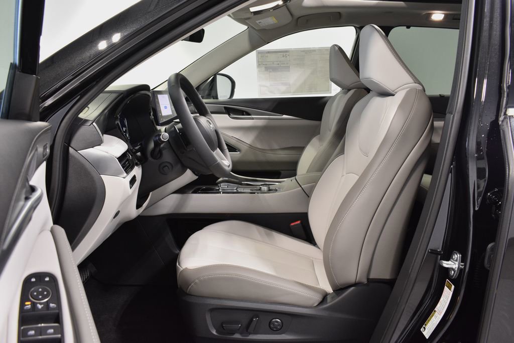 New 2026 INFINITI QX60 Luxe w/ Family Package image 10