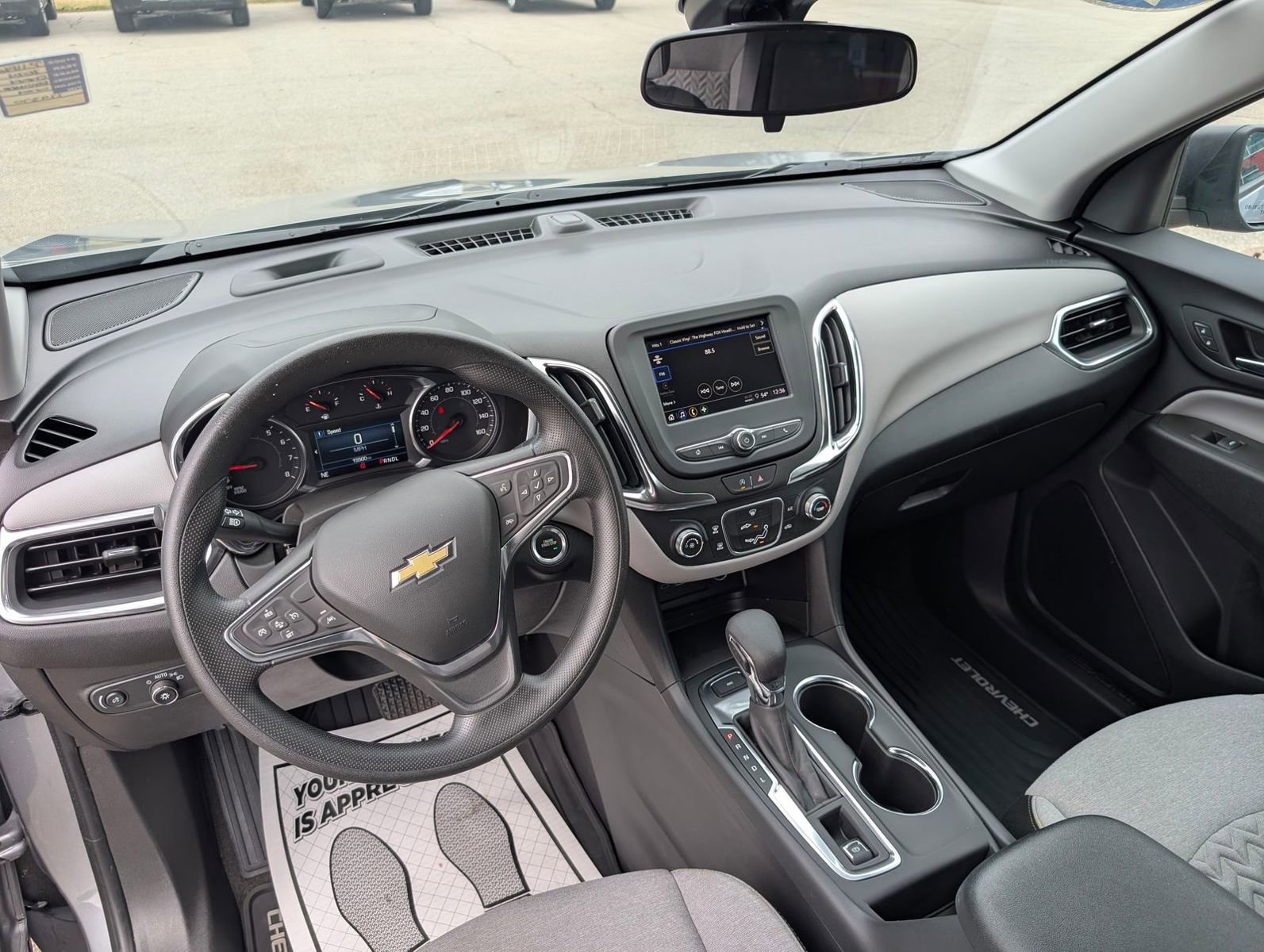 Used 2024 Chevrolet Equinox LS w/ LS Convenience Package image 11