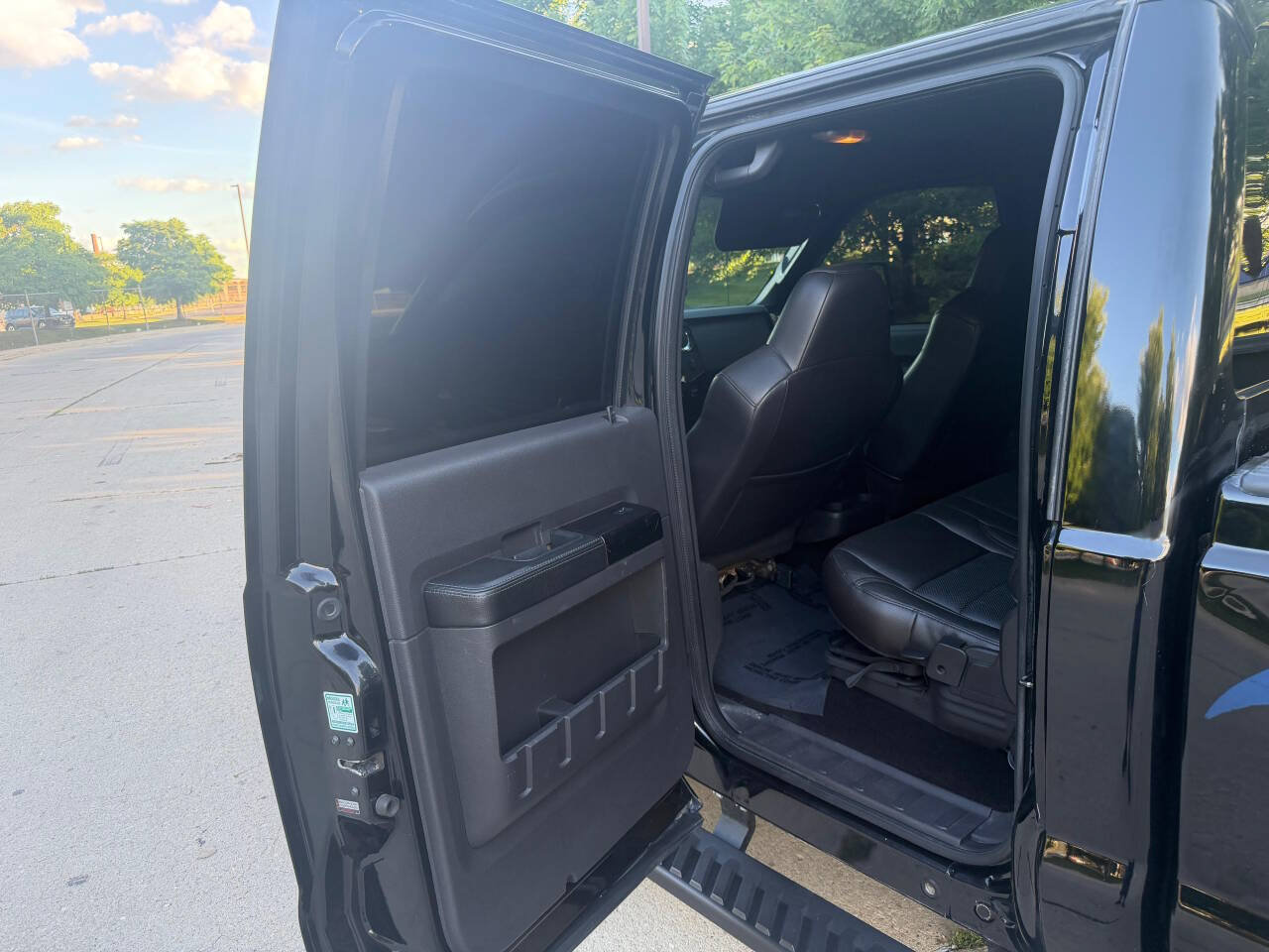 Used 2009 Ford F350 Lariat AWD/4WD image 14