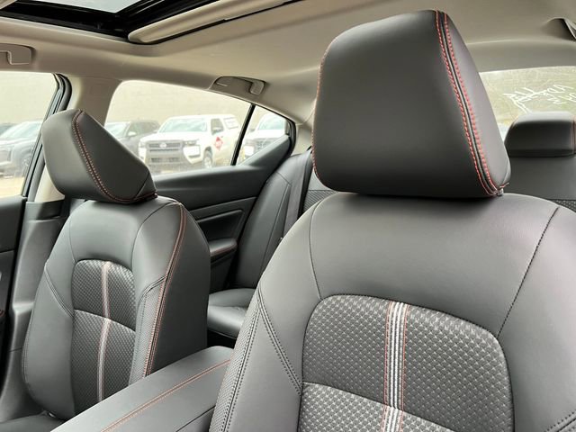 New 2026 Nissan Altima 2.5 SR image 12