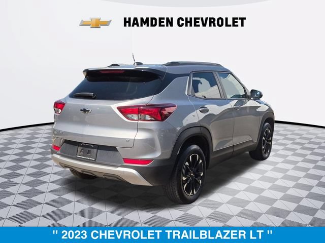 Used 2023 Chevrolet TrailBlazer LT w/ Convenience Package AWD/4WD image 3
