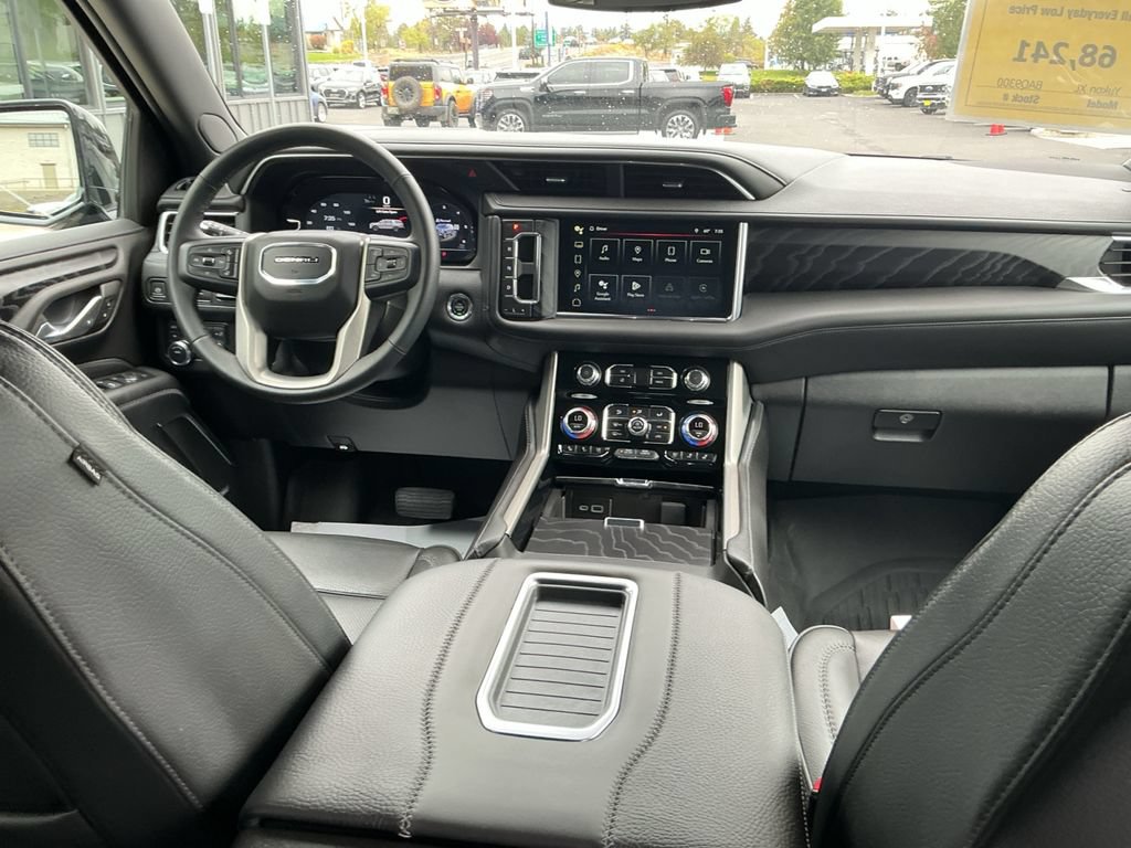 Used 2023 GMC Yukon XL Denali AWD/4WD image 21