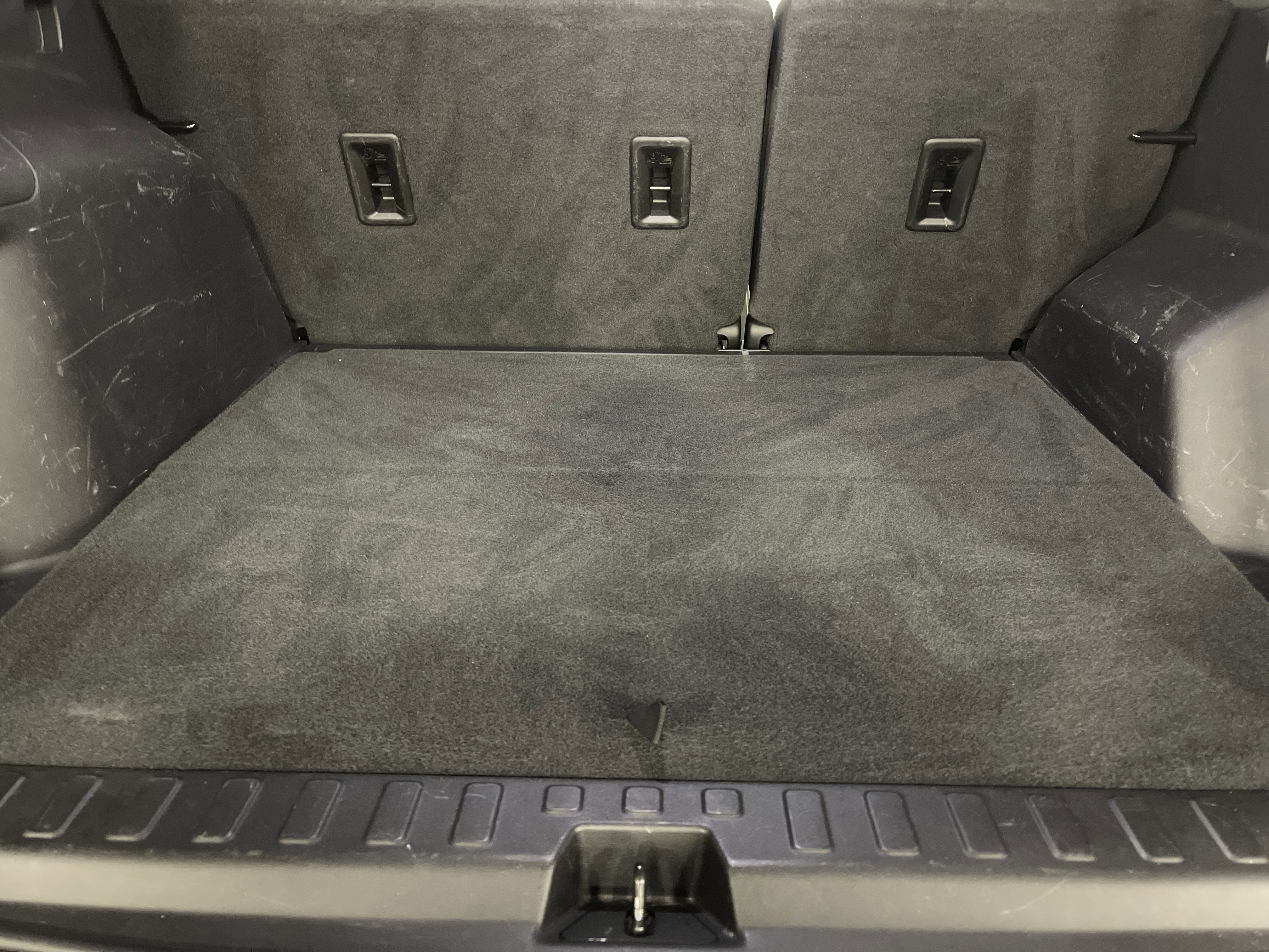 Used 2018 Chevrolet Equinox LT w/ Sun & Infotainment Package image 13