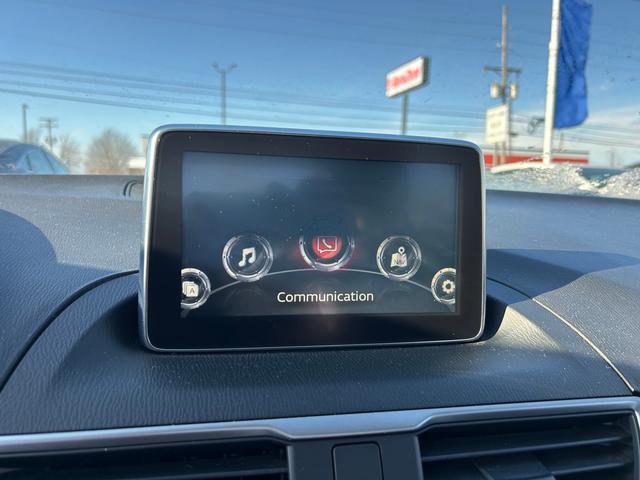 Used 2016 MAZDA MAZDA3 i Sport image 14