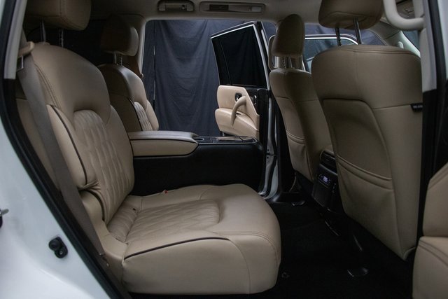 Used 2024 Nissan Armada Platinum w/ Captain's Chairs Package image 18