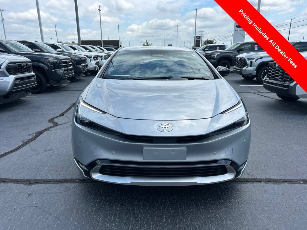 Used 2026 Toyota Prius Plug-In Hybrid FWD image 23