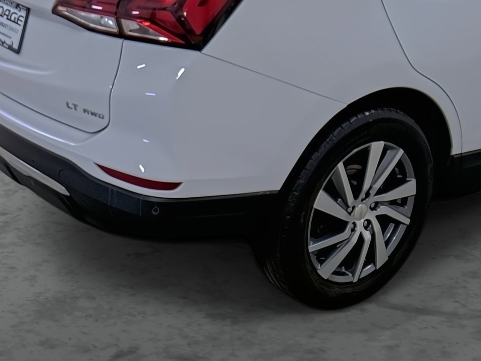 Used 2024 Chevrolet Equinox LT image 12