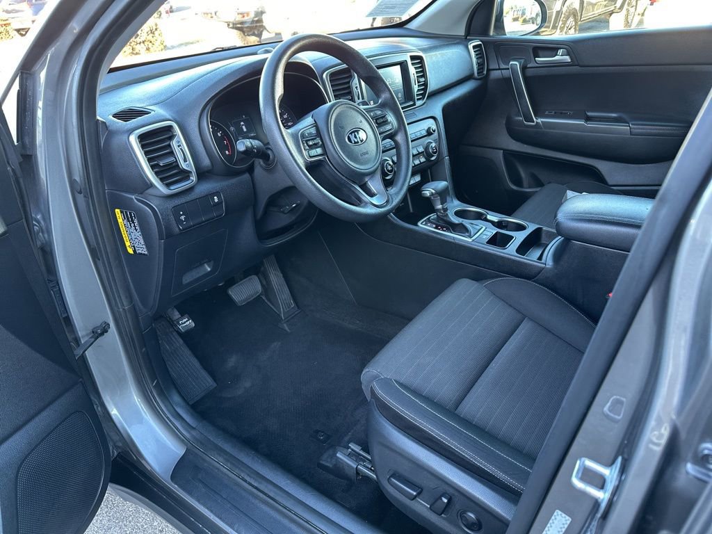 Used 2018 Kia Sportage LX w/ LX Popular Package image 15