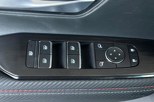 New 2025 Nissan Kicks SR w/ SR Premium Package image 12