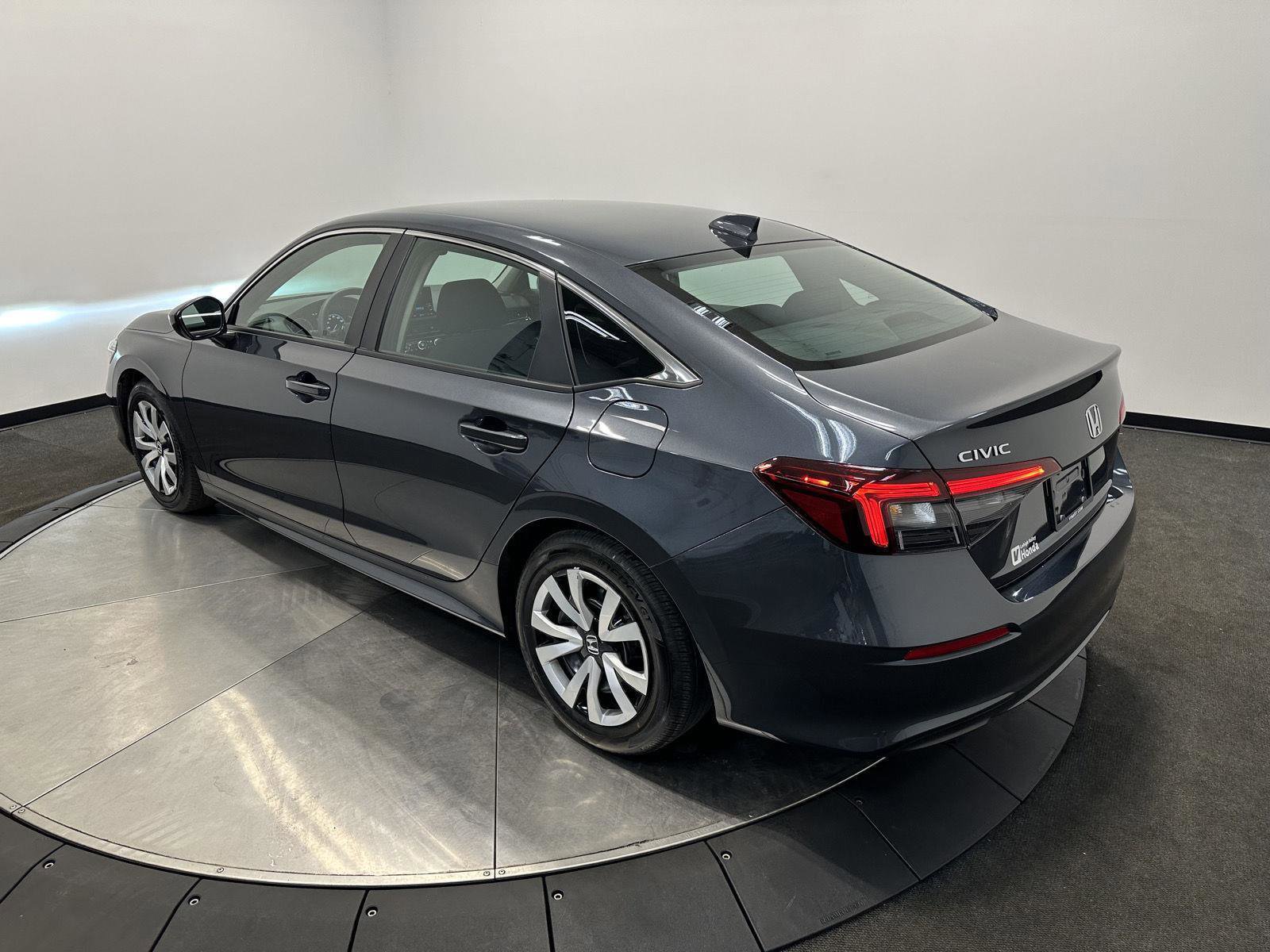 Certified 2025 Honda Civic LX image 5