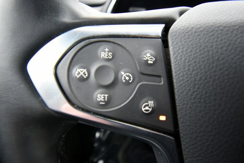 Used 2023 Chevrolet Traverse LT AWD/4WD image 22