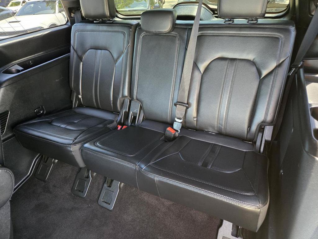 Used 2021 Ford Expedition Limited AWD/4WD image 19
