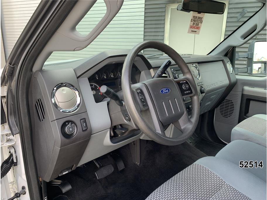 Used 2012 Ford F550 4x4 Crew Cab Super Duty w/ Payload Upgrade Pkg image 24