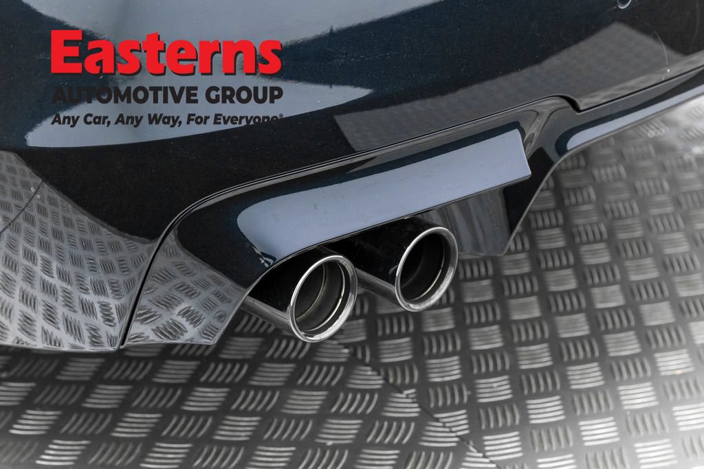 Used 2015 BMW M5 RWD image 60