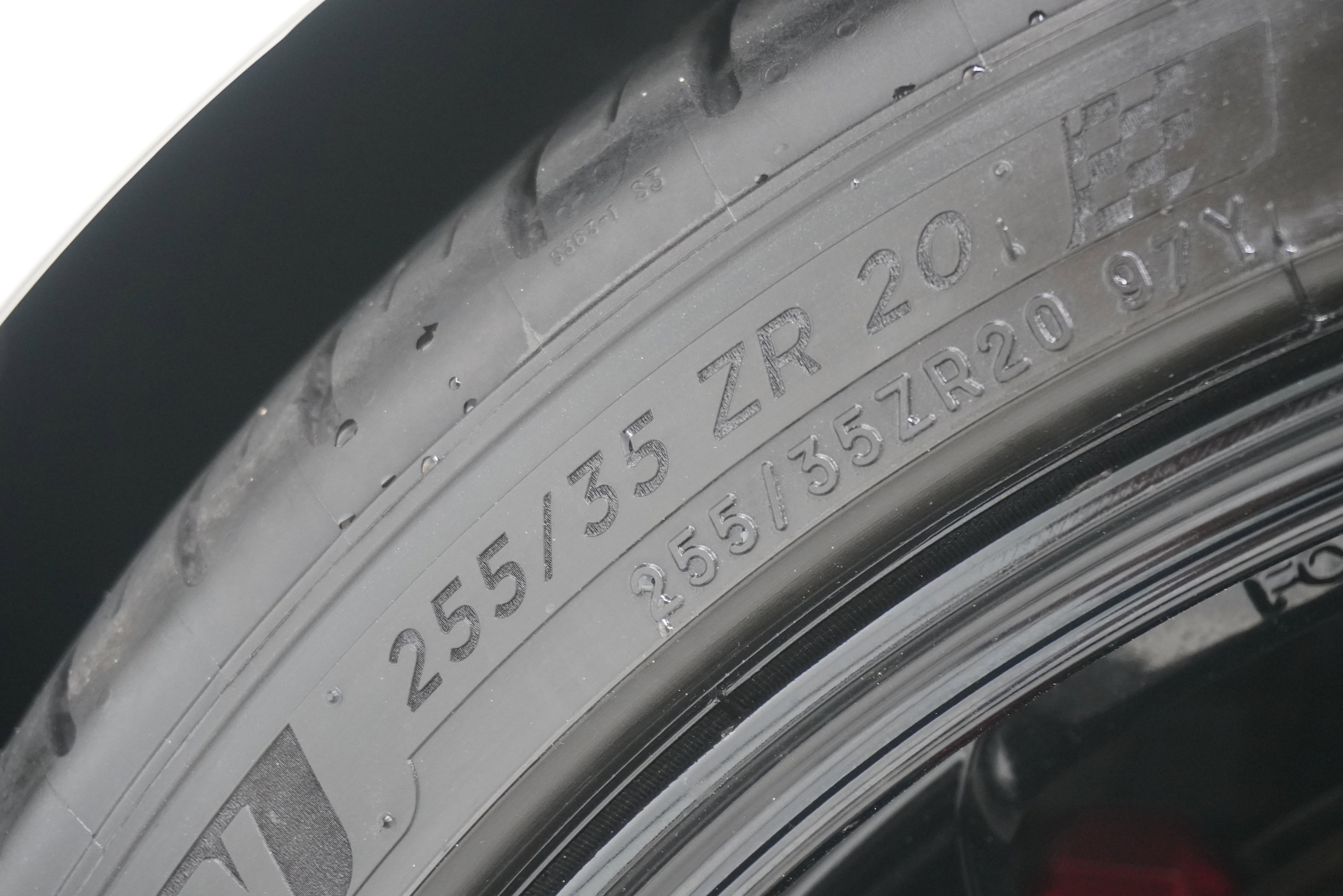 Used 2021 INFINITI Q60 Red Sport 400 w/ Carbon Fiber Package AWD/4WD image 35