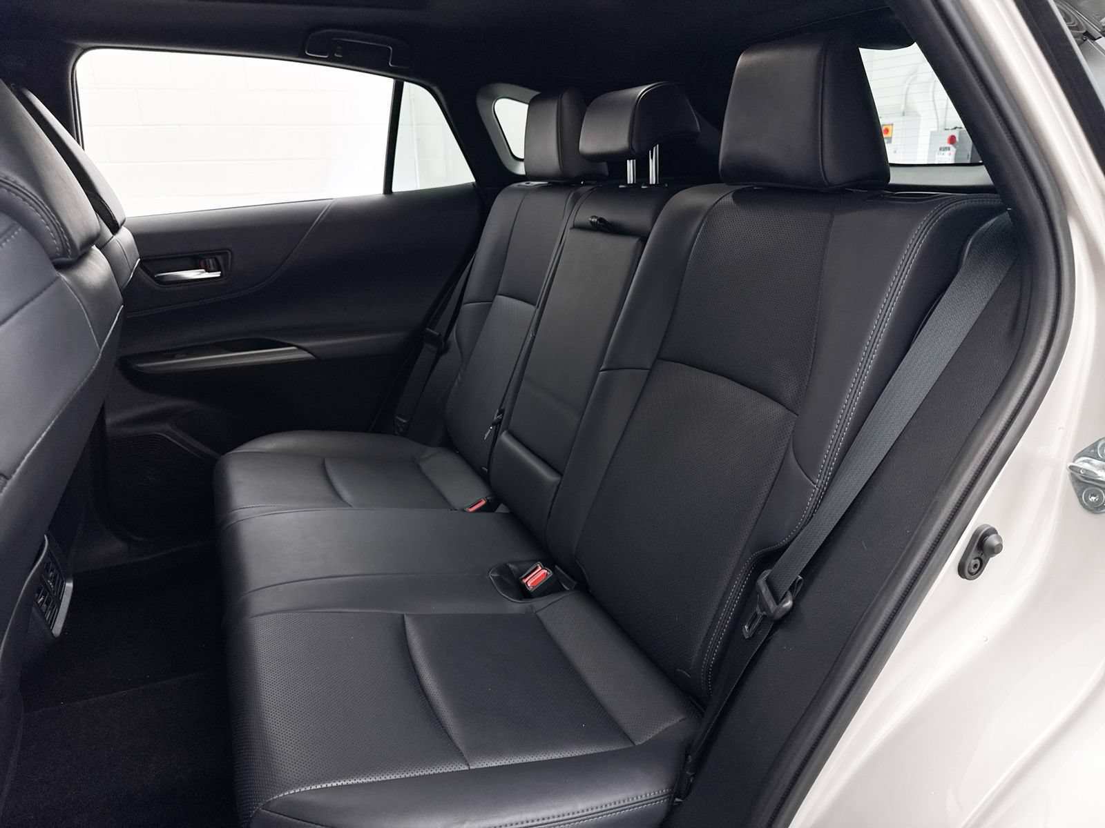Used 2023 Toyota Venza Limited AWD/4WD image 29