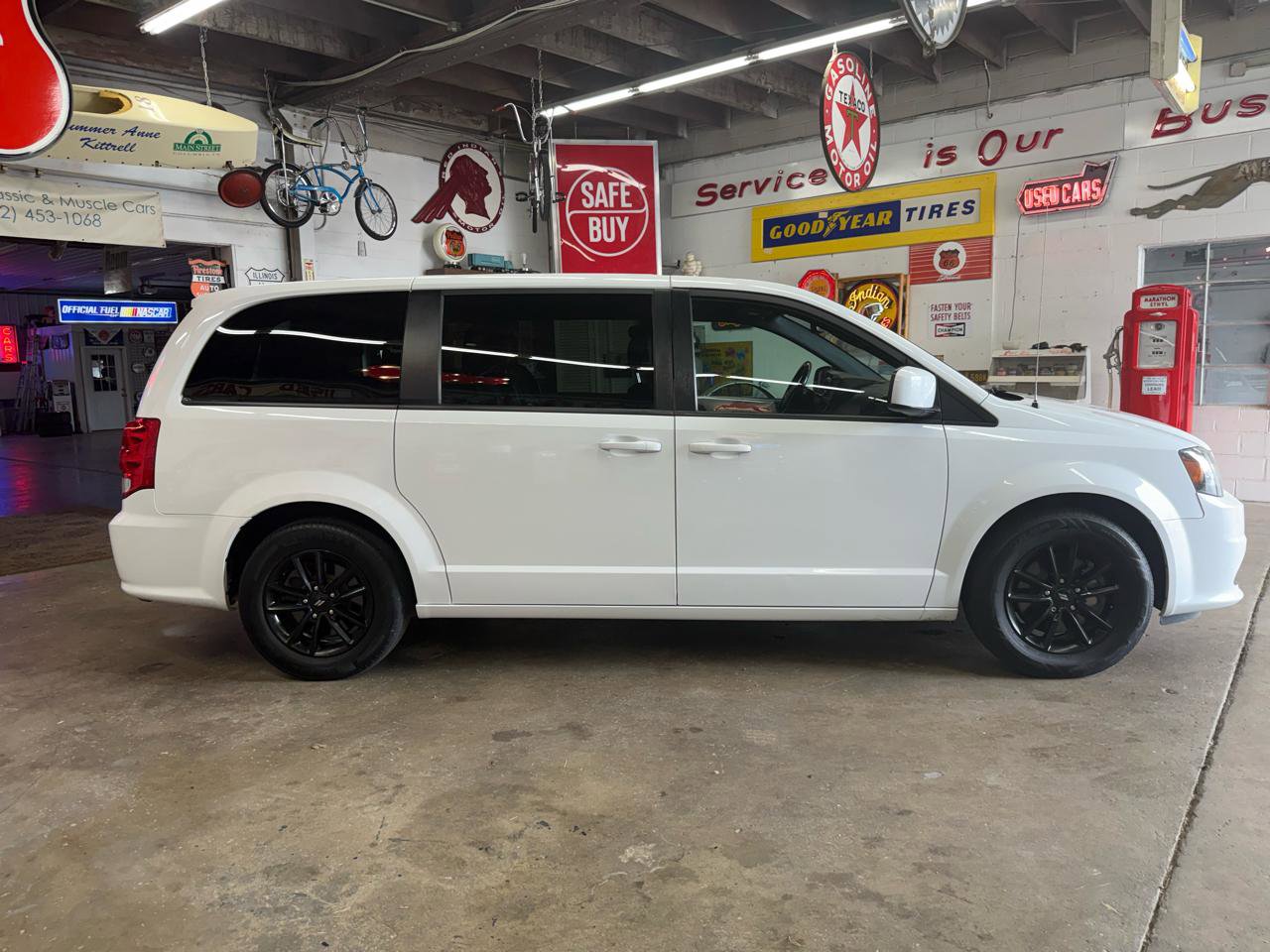 Used 2019 Dodge Grand Caravan GT FWD image 6