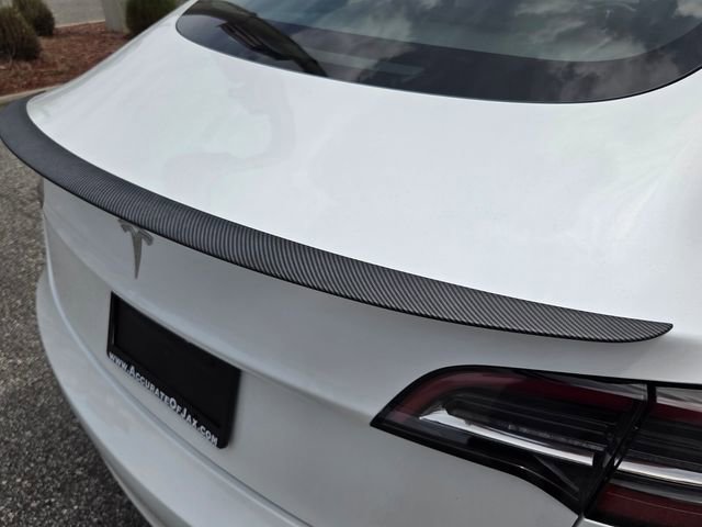 Used 2023 Tesla Model 3 Standard Range image 15