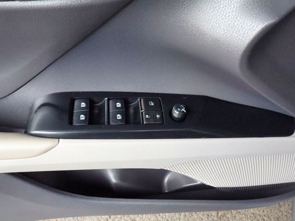 Used 2020 Toyota Camry LE FWD image 35