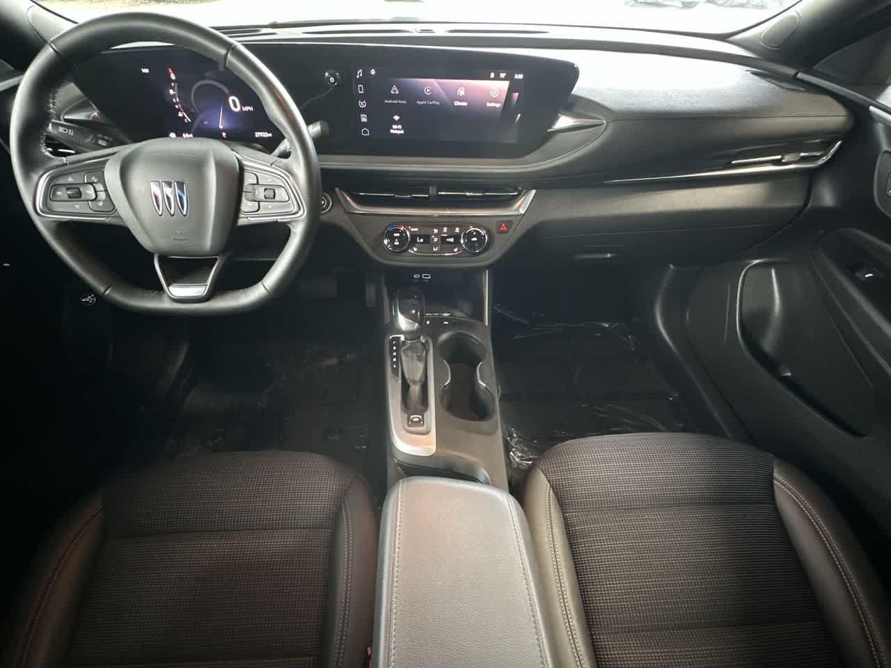 Used 2024 Buick Envista Sport Touring w/ Convenience I Package FWD image 24