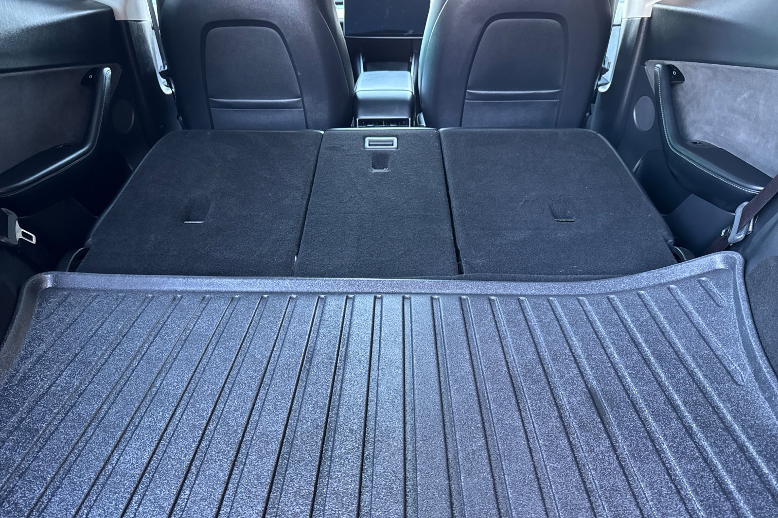 Used 2020 Tesla Model Y Long Range image 14