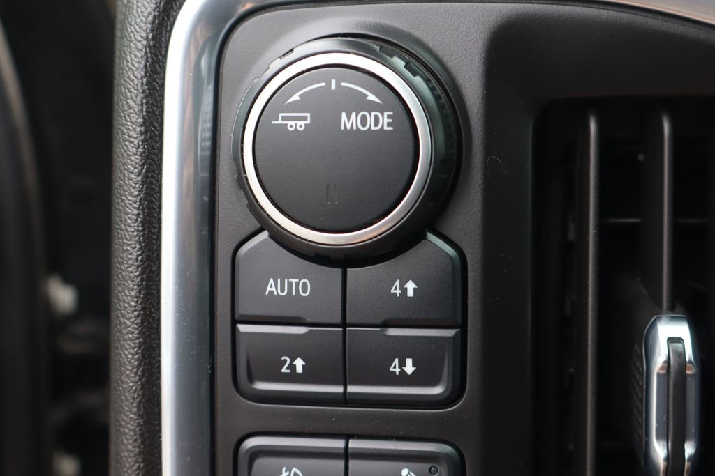 Used 2022 Chevrolet Silverado 3500 High Country w/ Safety Package II AWD/4WD image 23