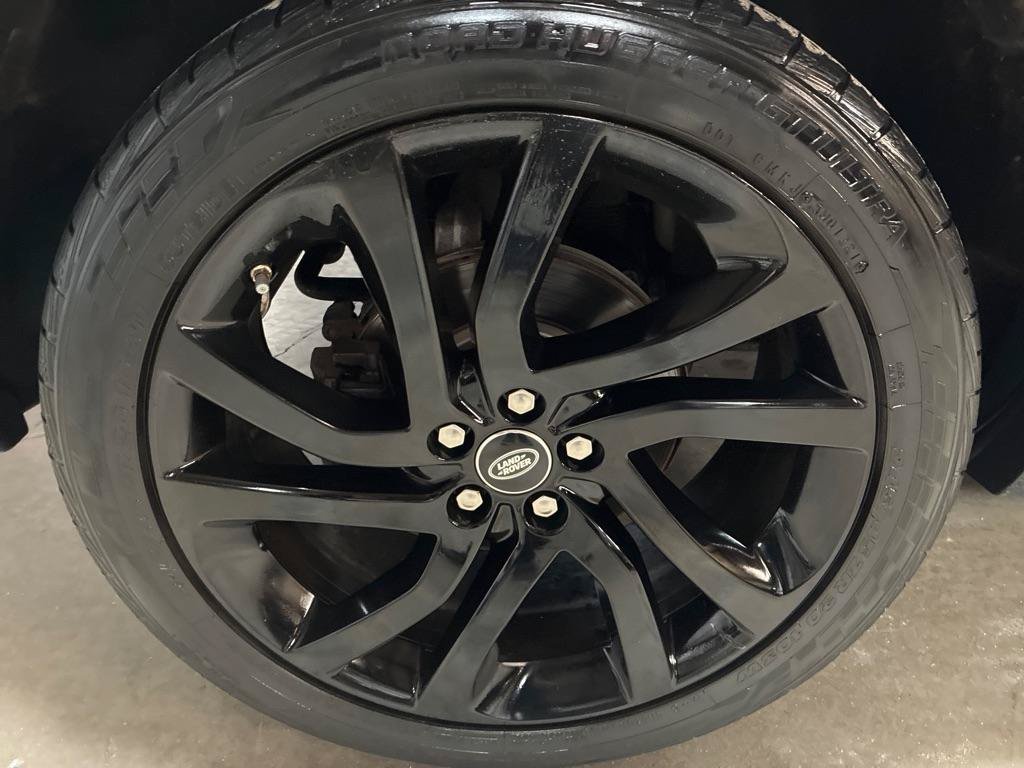 Used 2017 Land Rover Discovery Sport HSE AWD/4WD image 12