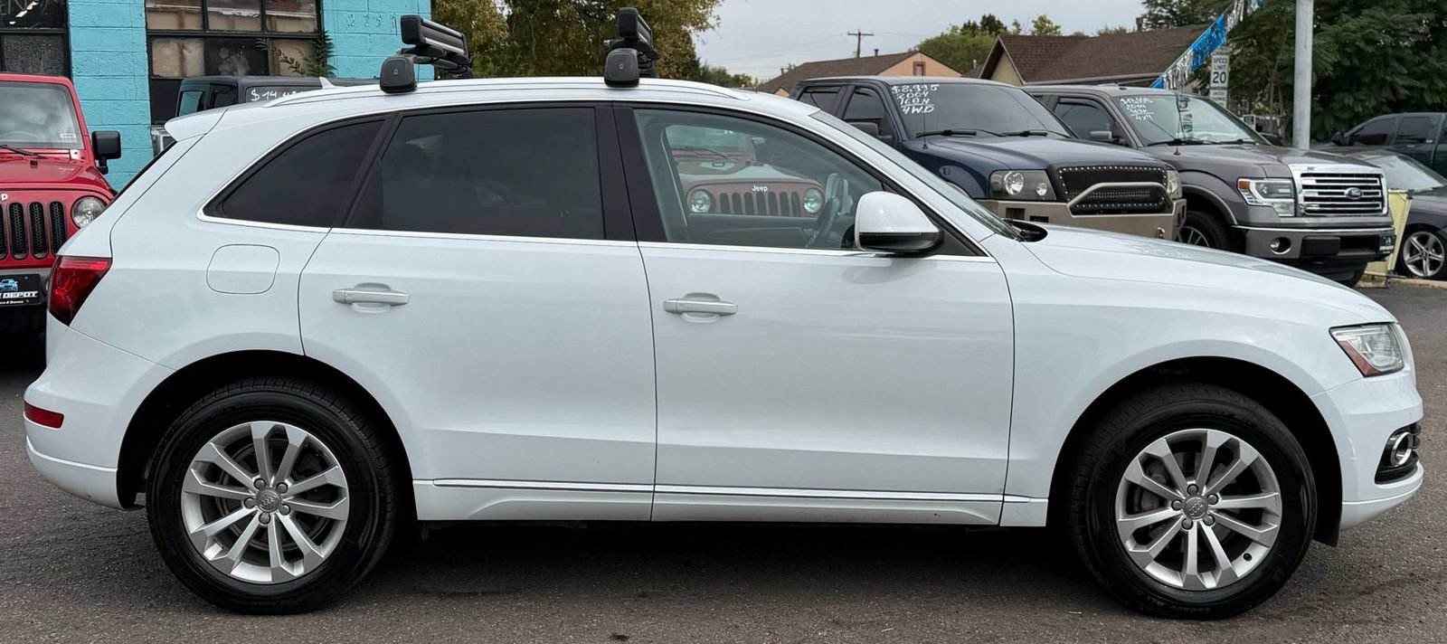Used 2015 Audi Q5 2.0T Premium Plus w/ Technology Package AWD/4WD image 2