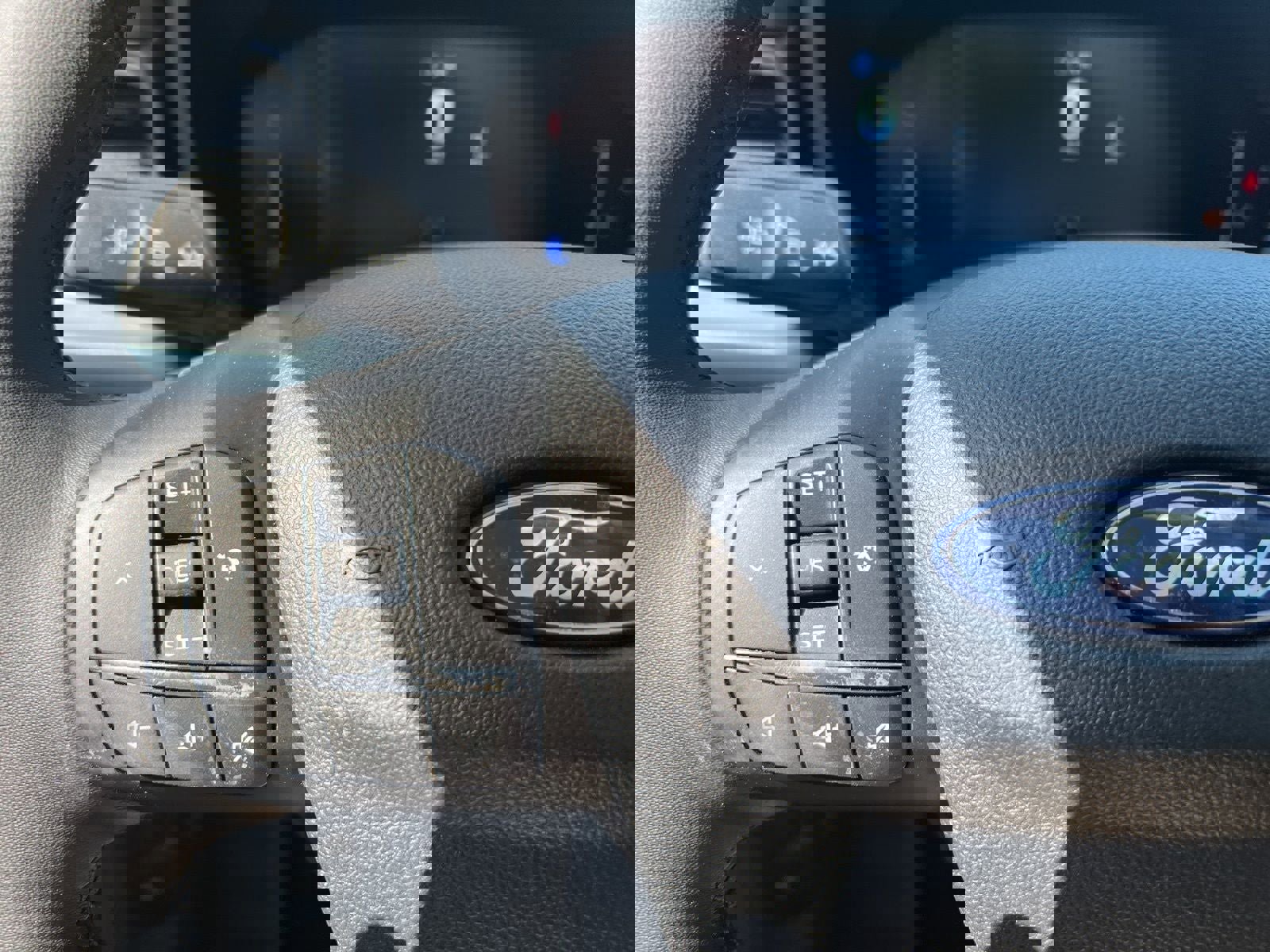 New 2025 Ford Maverick XLT w/ XLT Luxury Package image 18