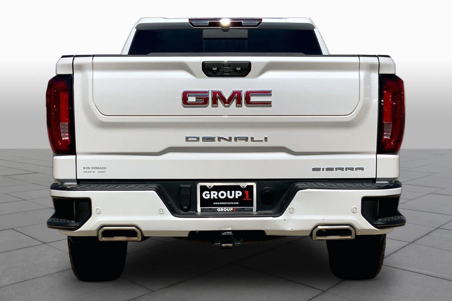 Used 2022 GMC Sierra 1500 Denali w/ Denali Carbonpro Edition AWD/4WD image 5