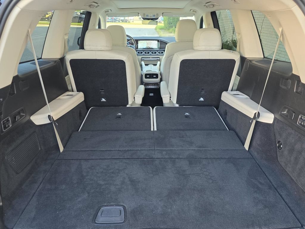 Used 2021 Mercedes-Benz GLS 450 4MATIC image 13