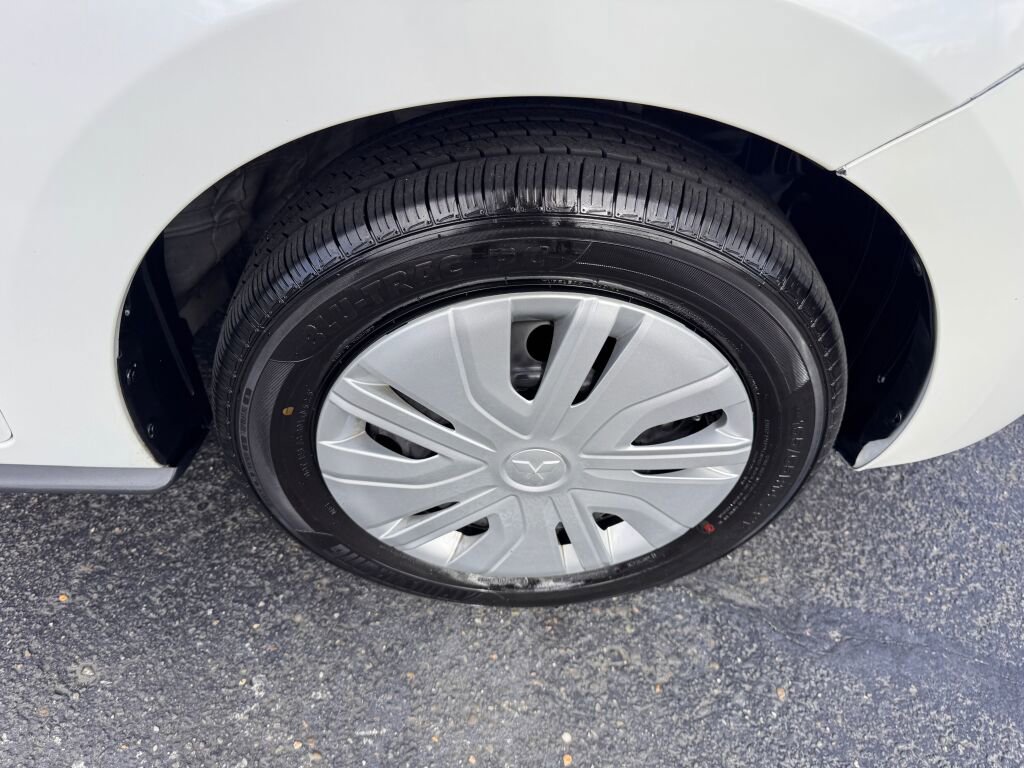 Used 2020 Mitsubishi Mirage ES image 4