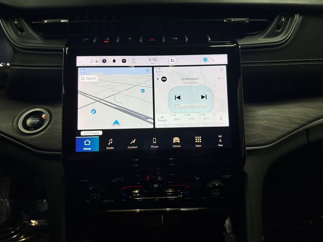 Used 2024 Jeep Grand Cherokee Limited w/ Black Appearance Package image 5