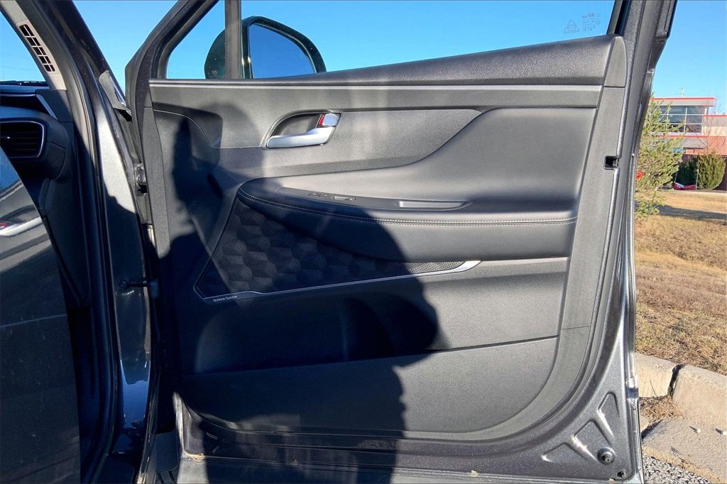 Used 2023 Hyundai Santa Fe Limited image 23