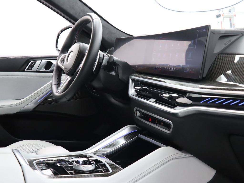 Used 2026 BMW X6 M60i image 42