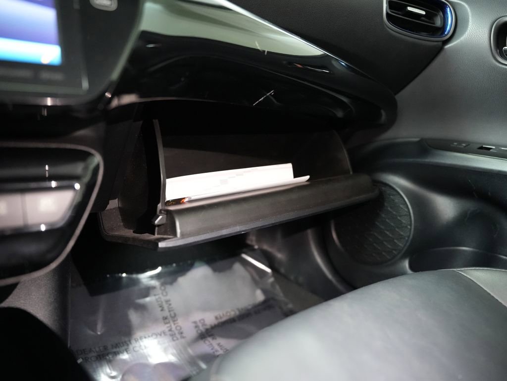 Used 2020 Toyota Prius Limited FWD image 48