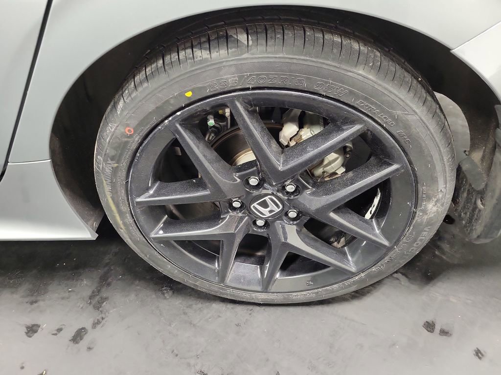Used 2025 Honda Civic Sport image 10