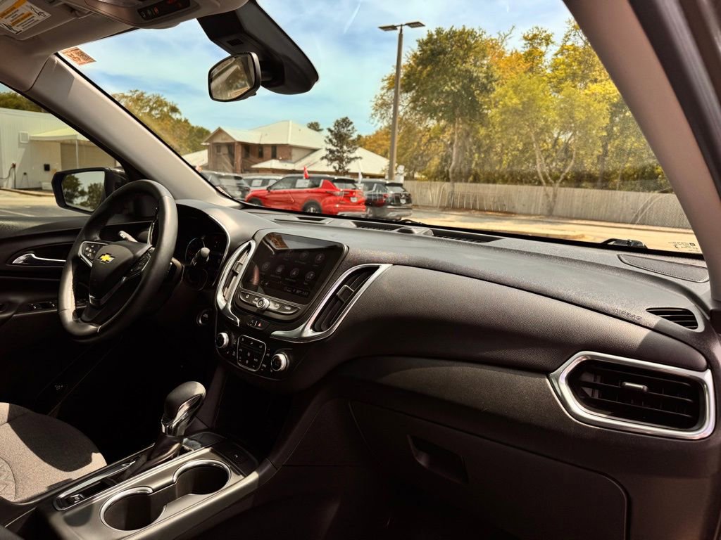Used 2024 Chevrolet Equinox LT FWD image 30