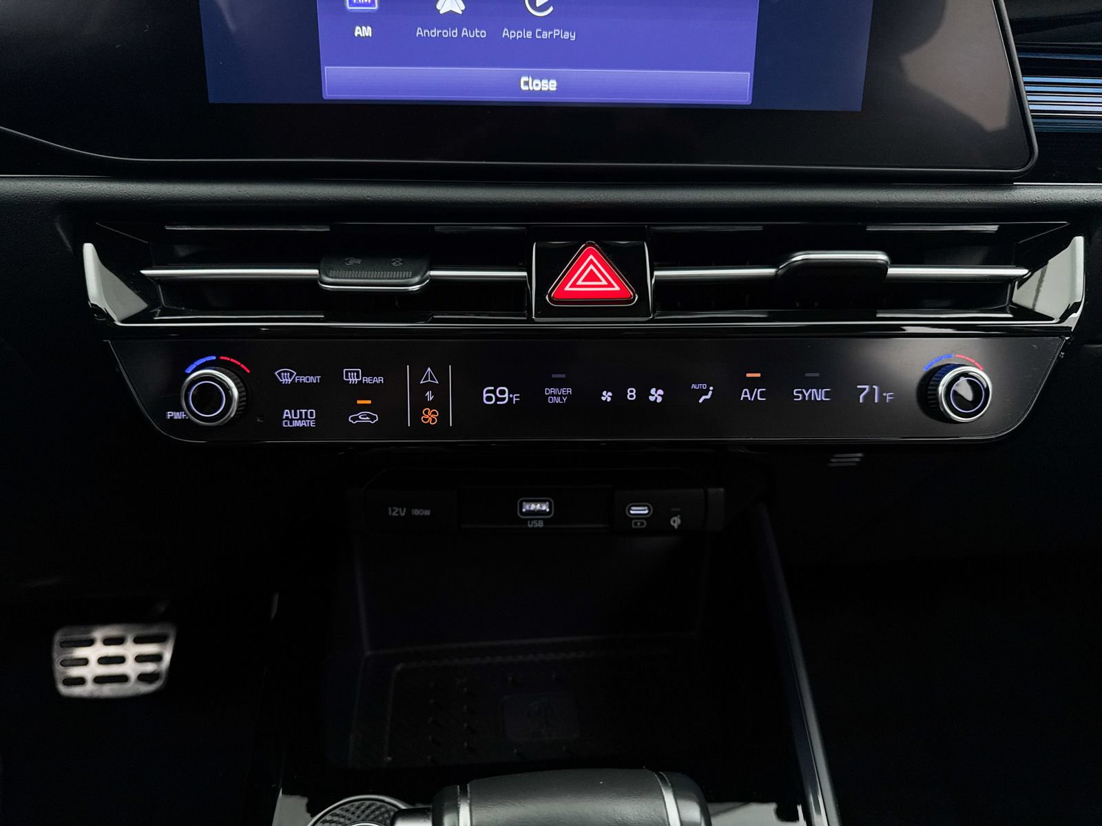 Certified 2024 Kia Niro SX Touring FWD image 25
