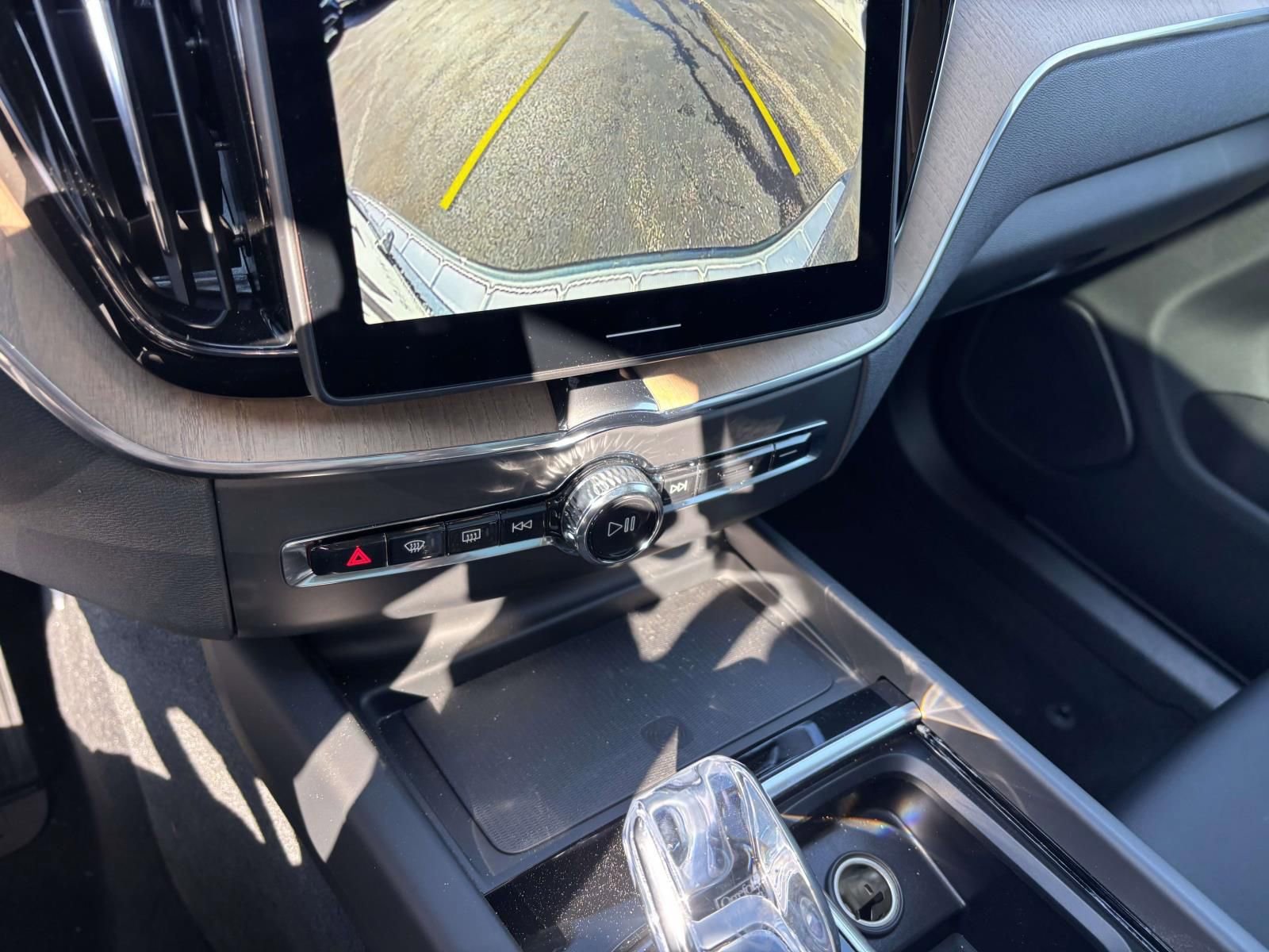 New 2026 Volvo XC60 B5 Plus w/ Protection Package Premier image 21