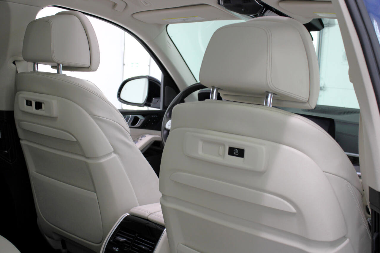 Used 2019 BMW X7 xDrive40i w/ Premium Package image 47