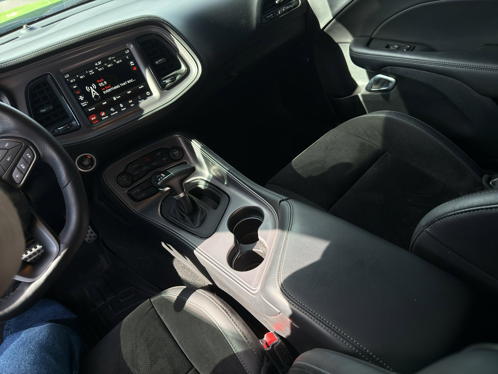 Used 2023 Dodge Challenger R/T w/ Plus Package image 38