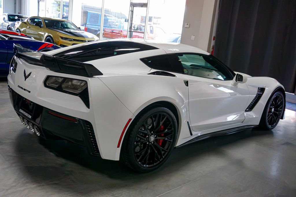 Used 2019 Chevrolet Corvette Z06 w/ Z07 Performance Package image 35