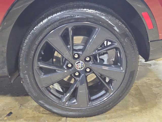 Used 2023 Buick Envision Preferred w/ Sport Touring Package image 34