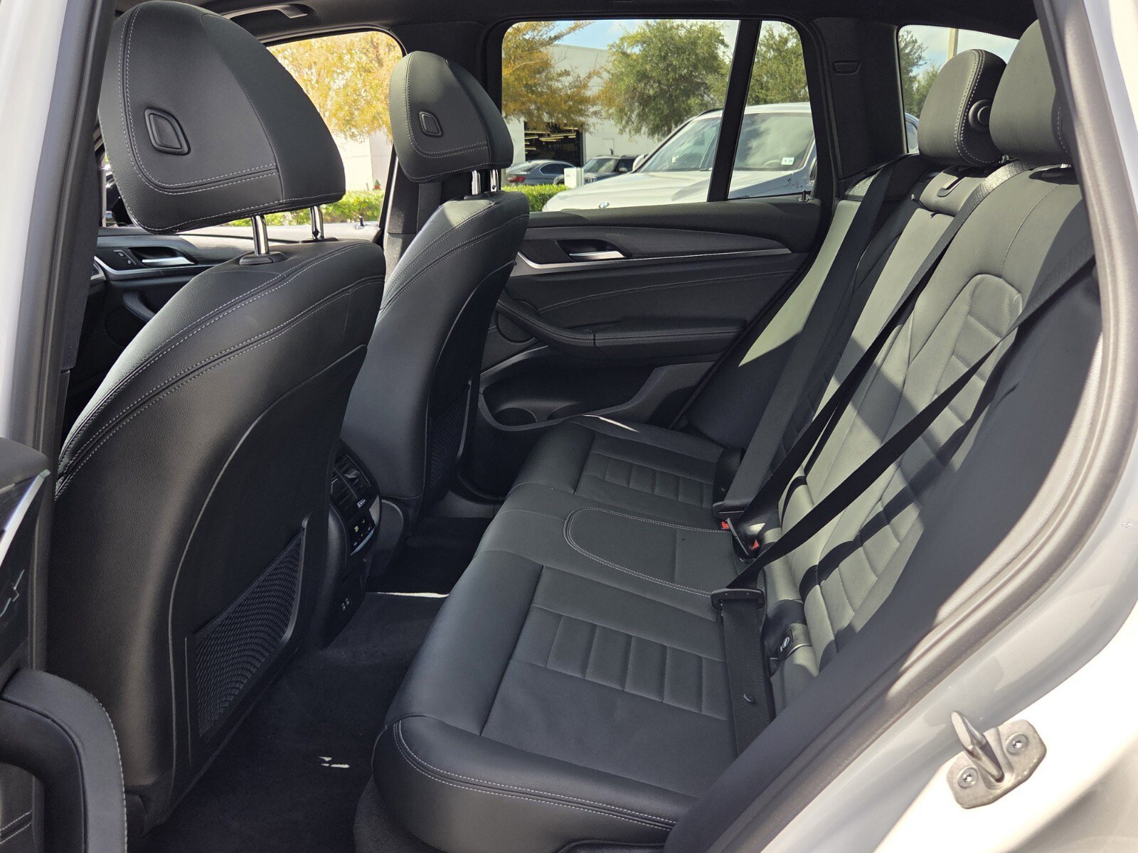 Used 2022 BMW X3 xDrive30i w/ M Sport Package AWD/4WD image 11