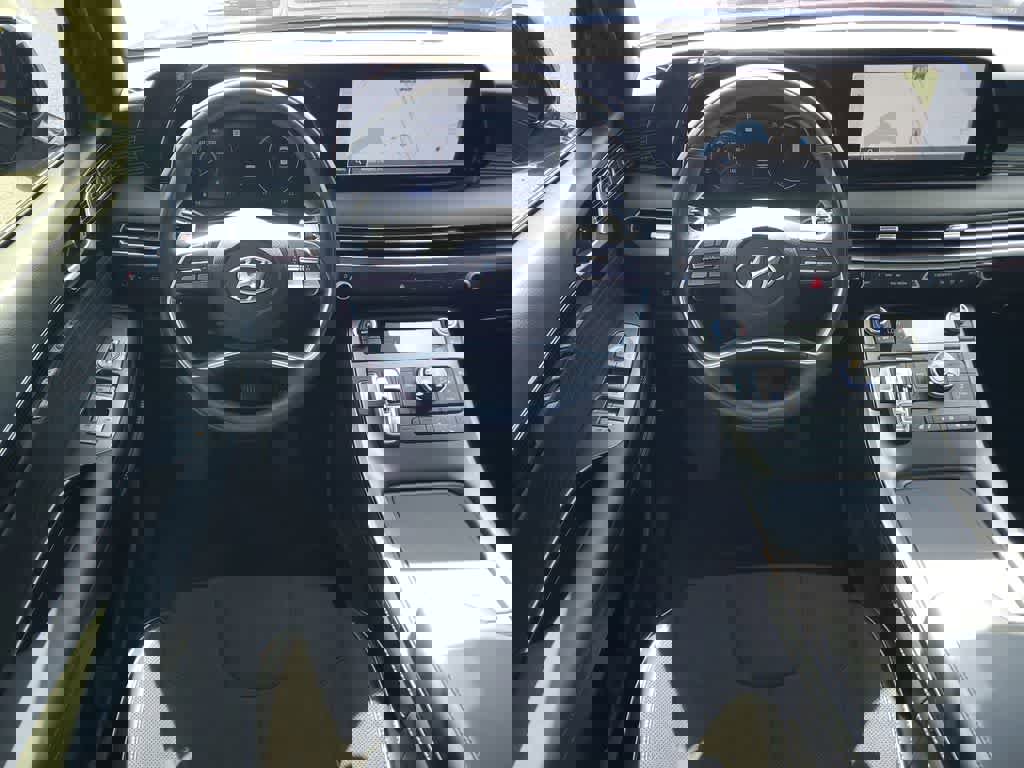 Used 2024 Hyundai Palisade Calligraphy image 16