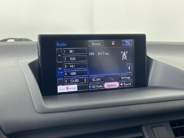Used 2017 Lexus CT 200h w/ Navigation System Package FWD image 7